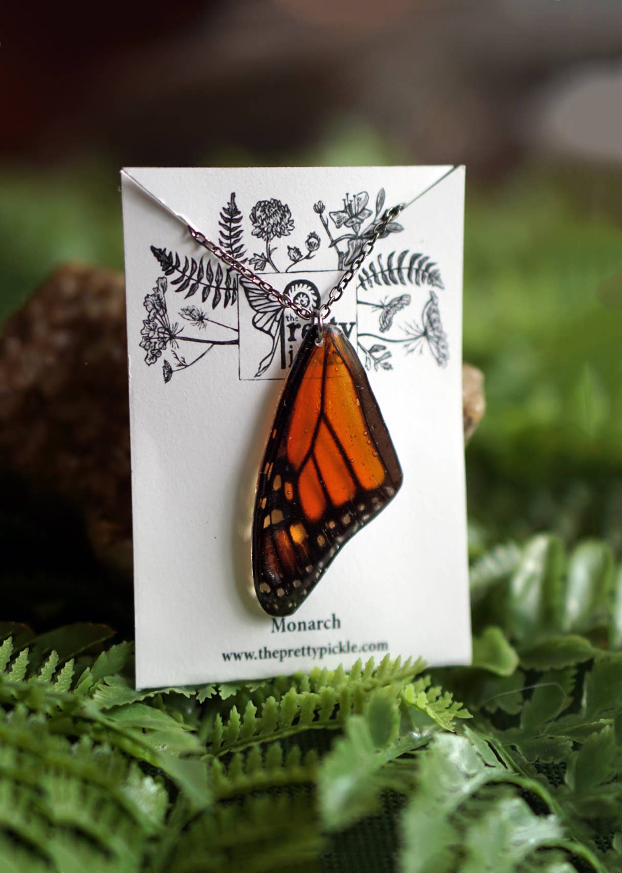 Monarch Butterfly Wing Necklace: Gold