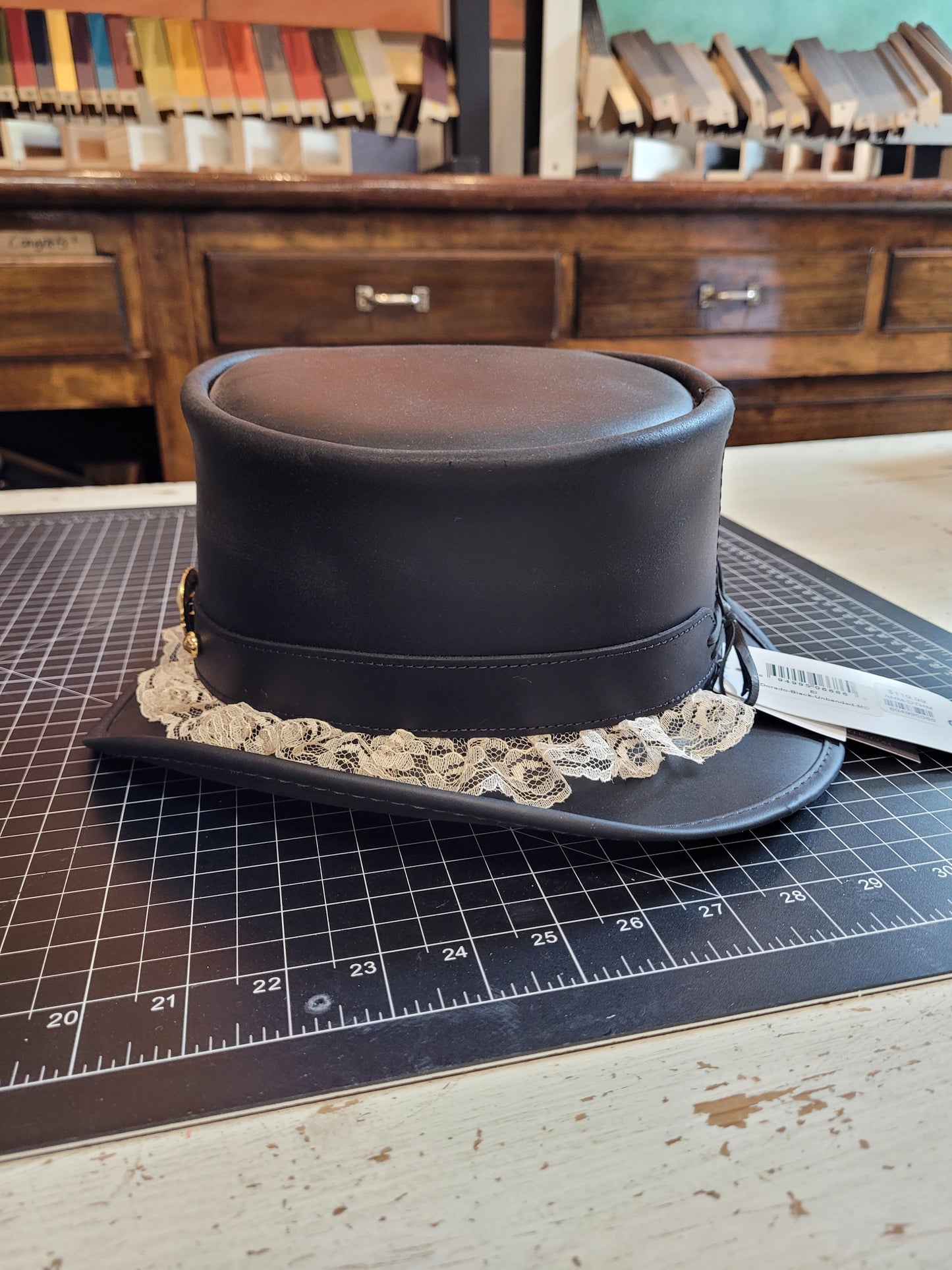 Women's El Dorado Top Hat With Portrait Band