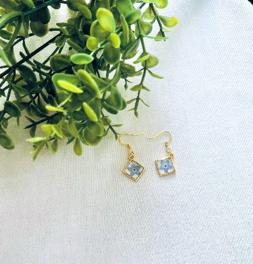 Forget-Me-Not Resin Earrings