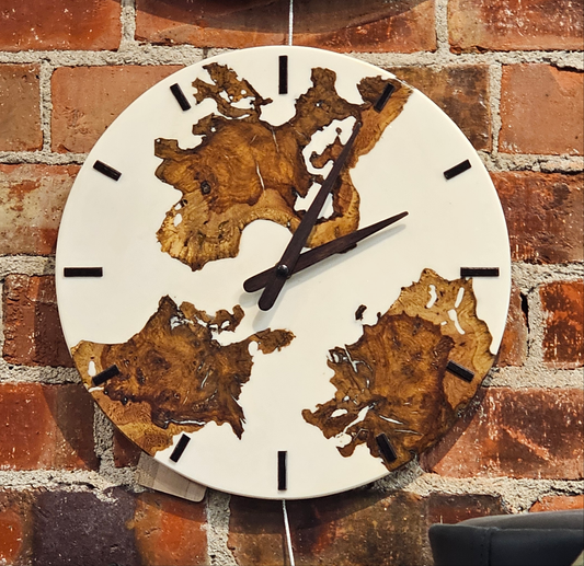 Wall Clock in Wood and White Resin 12"