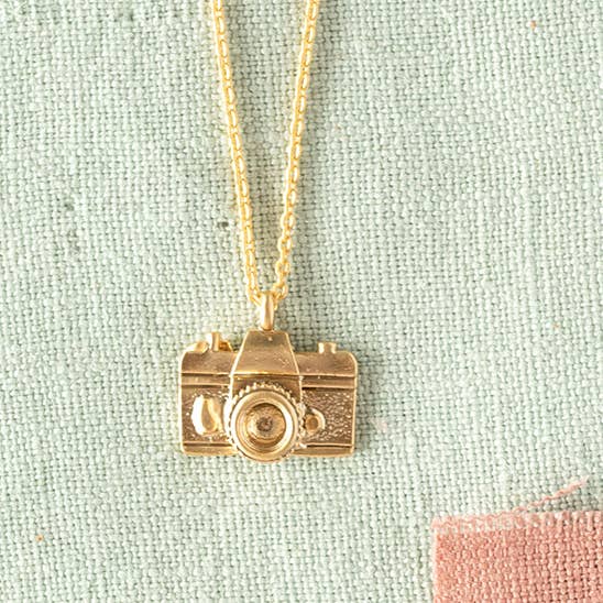 Camera Charm Necklace Pendant Matte: Gold