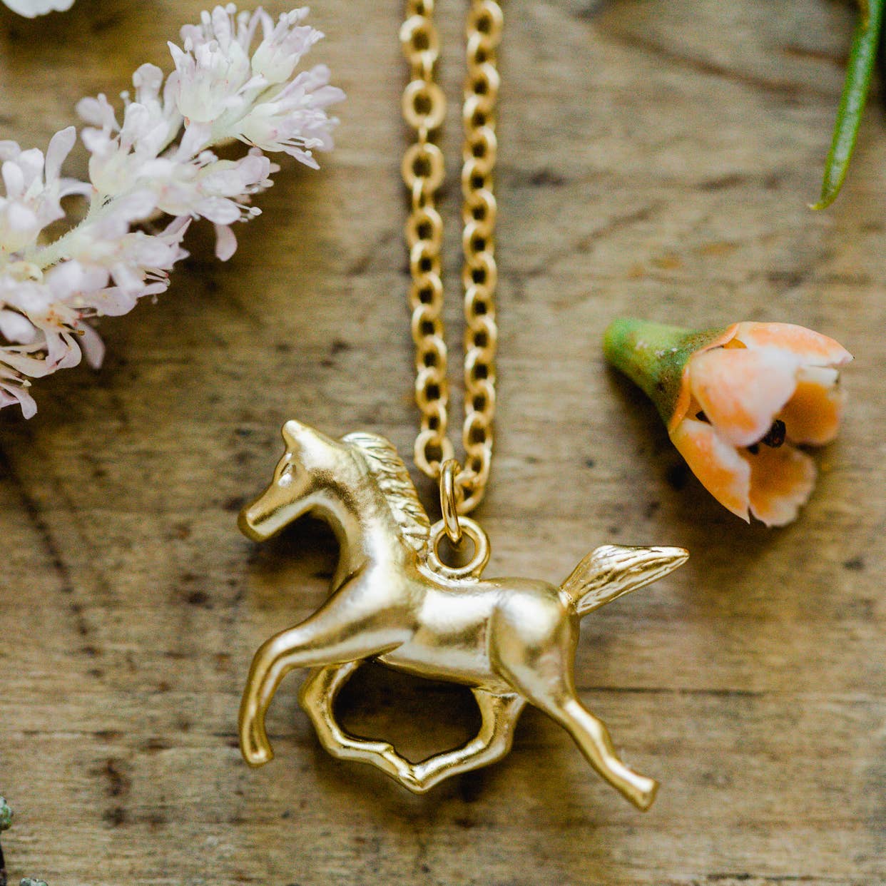 Running Horse Charm Necklace: Gold