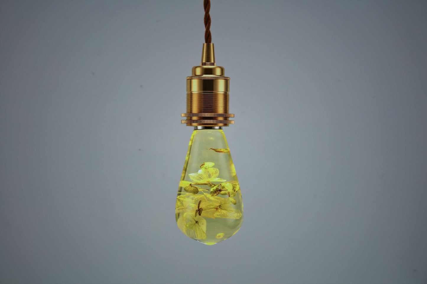 White Hydrangea  Resin LED Bulb