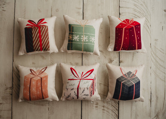 Nordic Mini Red Gift Pillow