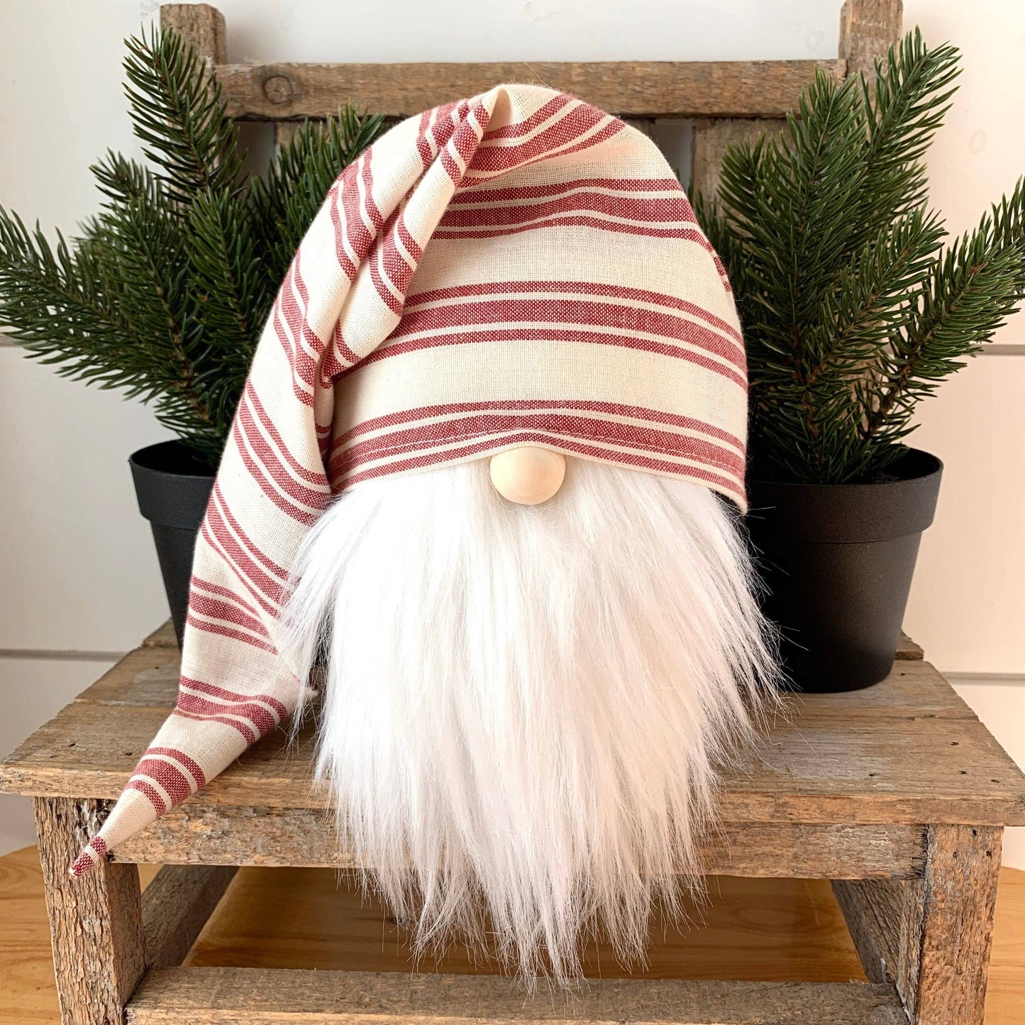 Slouch Red Stripe Gnome