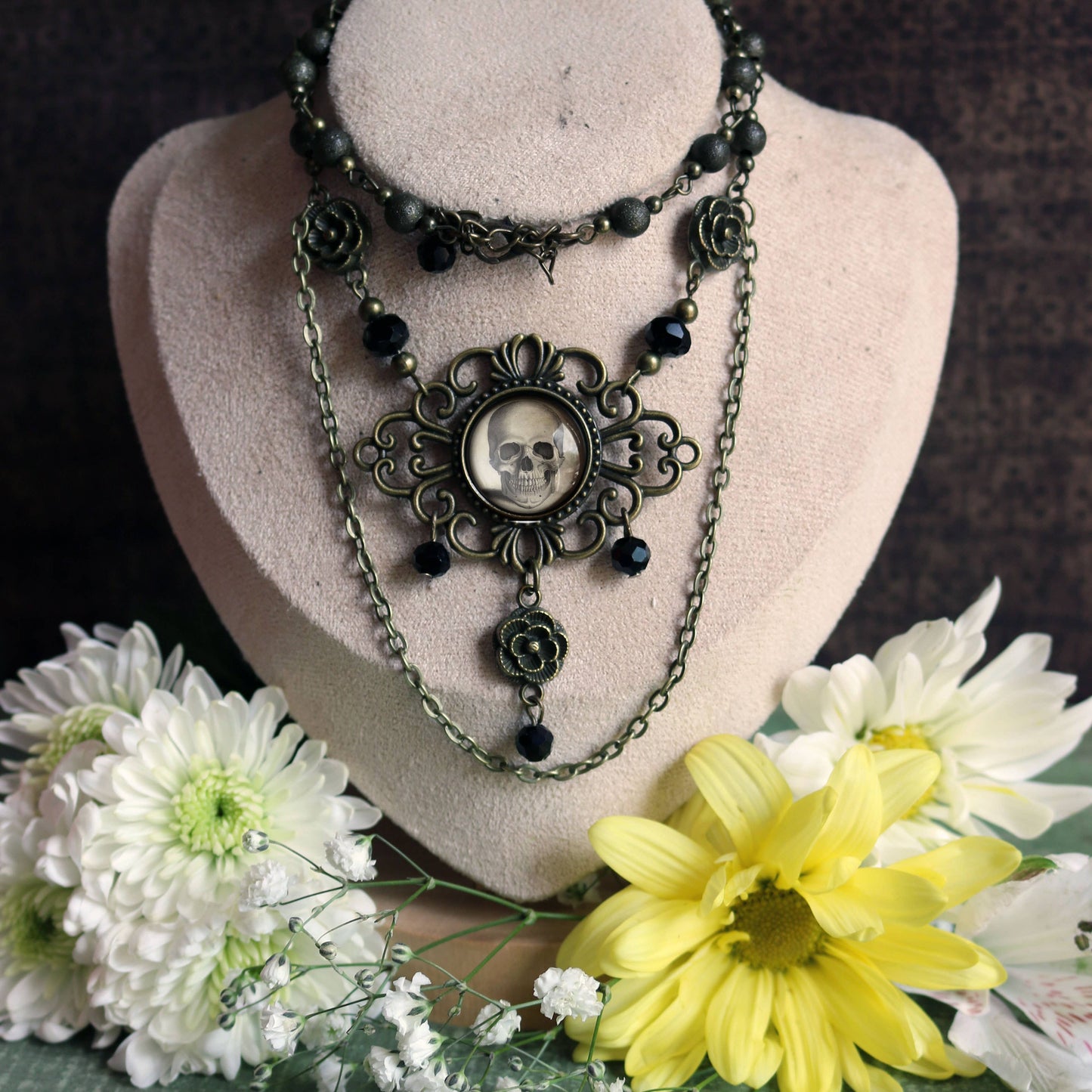 Pale Skull Ornate Necklace